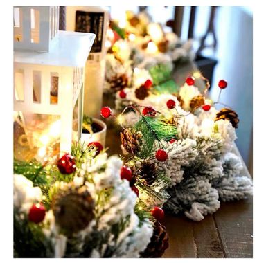 Lights Pinecone Red Berry Bell