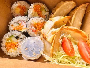 Kimbop + Mandu Combo(chicken/veg)(order 1 day ahead)