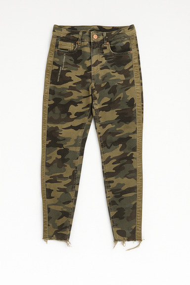 Pantalón camuflaje estilo skinny Zara - Size 6