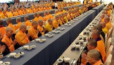 🇻🇳越南 - 施米供僧人天天所需的米饭🍚 🌾