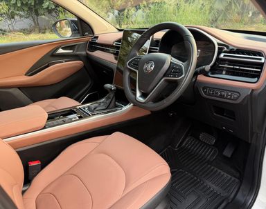 MG Hector Plus | Petrol | Delhi | 2023