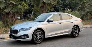 Skoda Octavia | Petrol | Delhi | 2021