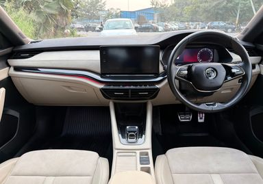Skoda Octavia | Petrol | Delhi | 2021
