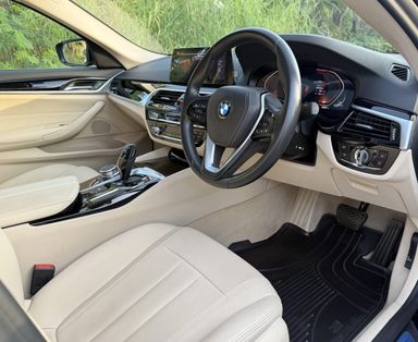 BMW 530i | Petrol | Uttar Pradesh | 2020