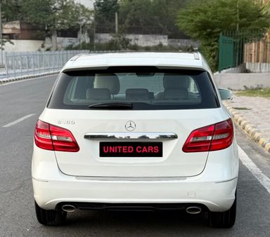 Mercedes B180 | Petrol | Delhi | 2012
