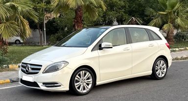 Mercedes B180 | Petrol | Delhi | 2012