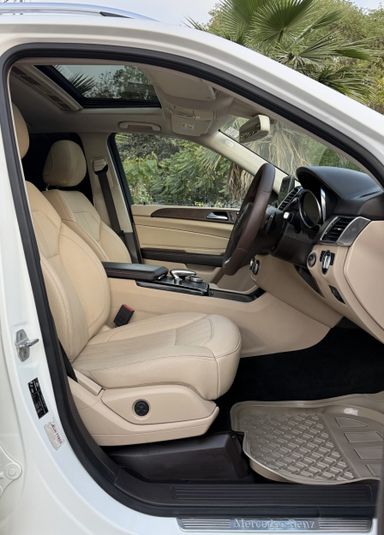Mercedes GLE350D | Diesel | Delhi | 2016