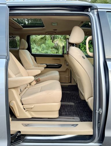 Kia Carnival | Diesel | Delhi | 2020