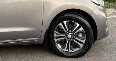 Kia Carnival | Diesel | Delhi | 2020