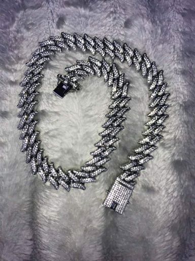 Rihno Horn Cuban Link 