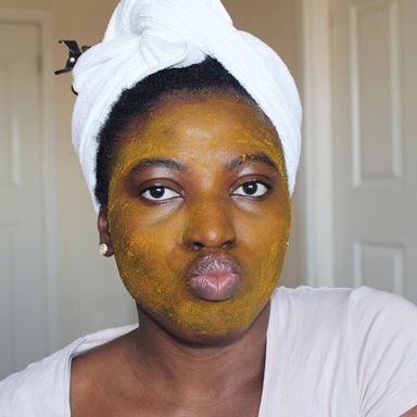 Turmeric Clay Mask 