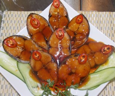 Kingfish with Spicy Sauce   茄汁巴鱼  