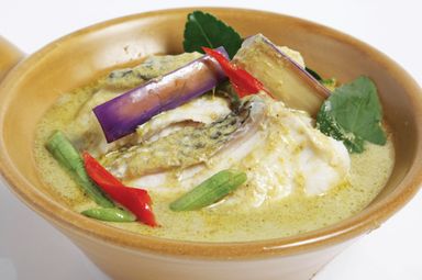 Green fish curry 