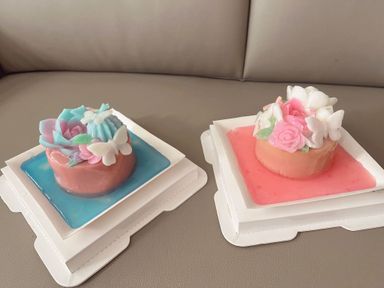 Mini 3 inch (coconut water with fruit in the heart of the cake) - $15.80 NOW