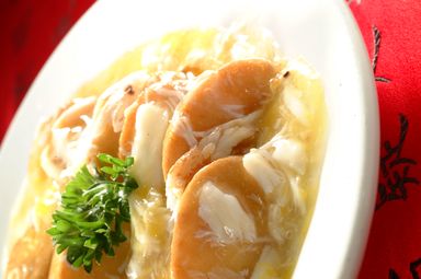 蟹扒豆腐  Briased toufu with fresh crab meat 