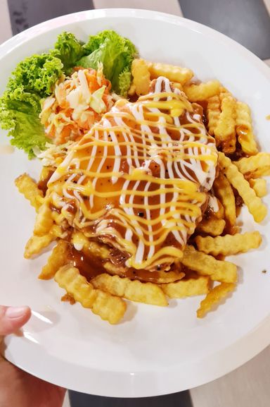 CHEEZY CHICKEN CHOP