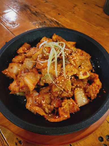 김치삼겹살 BBQ style *Kimchi* pork belly