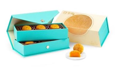 Lava Custard Mooncakes