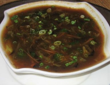 Hot & Sour Soup - Veg.  酸辣汤 -  素菜   (Regular or Large)
