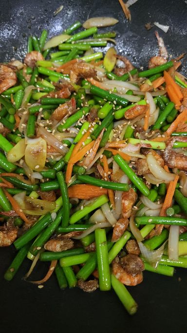 마늘쫑새우볶음 Stir-fried Garlic Leaves&Shrimp