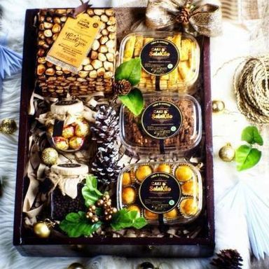 Hampers Rustic Parcel 1