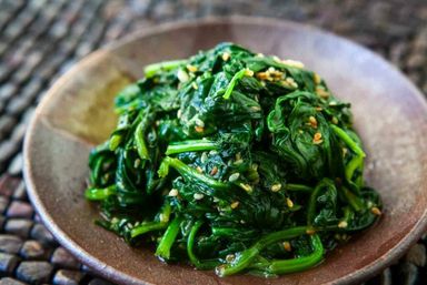 Stir Fry Spinach with sesame and garlic