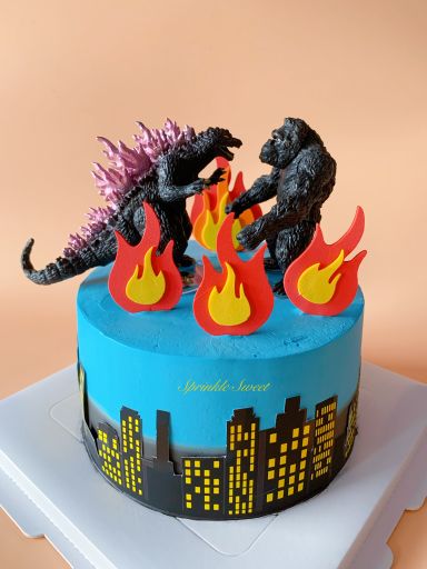 Godzilla buttercream cake 