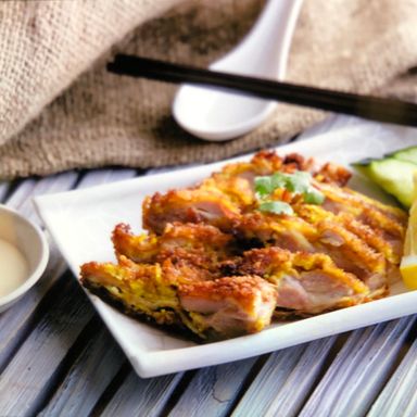 Crispy Hainanese Chicken Cutlet with Lemon Mayonnaise 海南炸鸡排