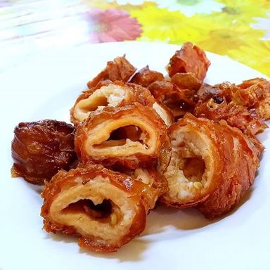 #4 Fried Pigs Intestines 煎大肠