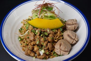 3. Sweet yamin noodle