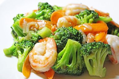 Stir fry broccoli with shrimp
