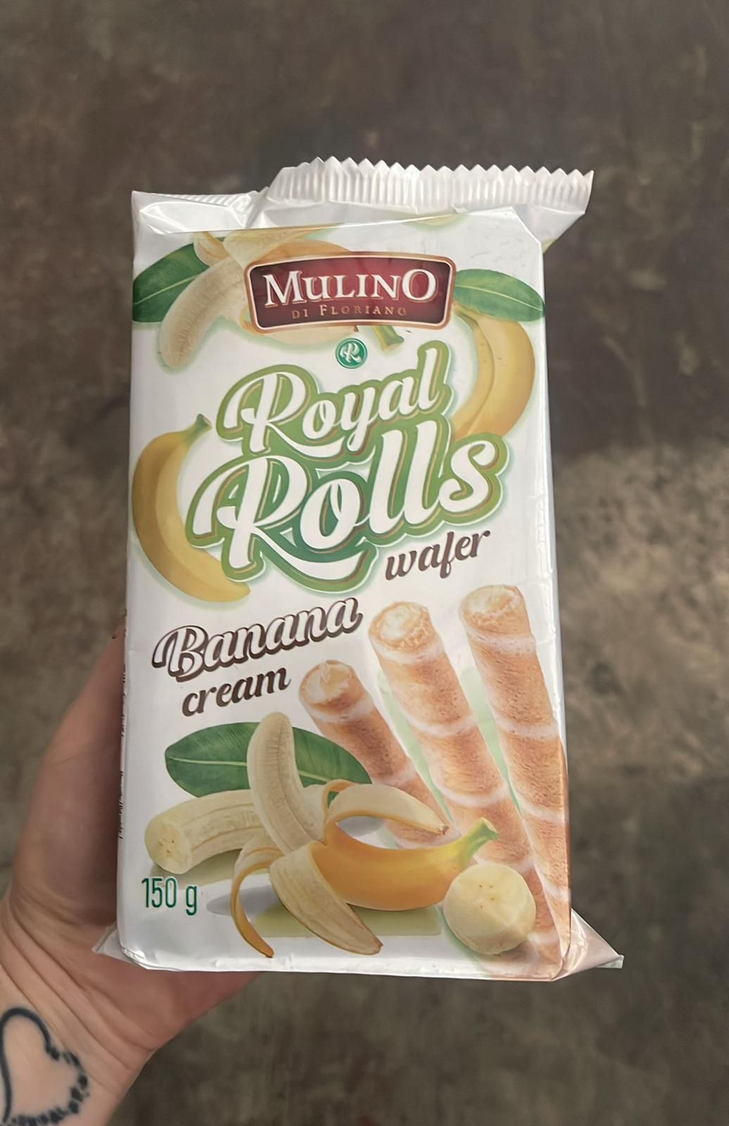 Mullino wafer rolls banana 8 x150g BBE 29/09/24 