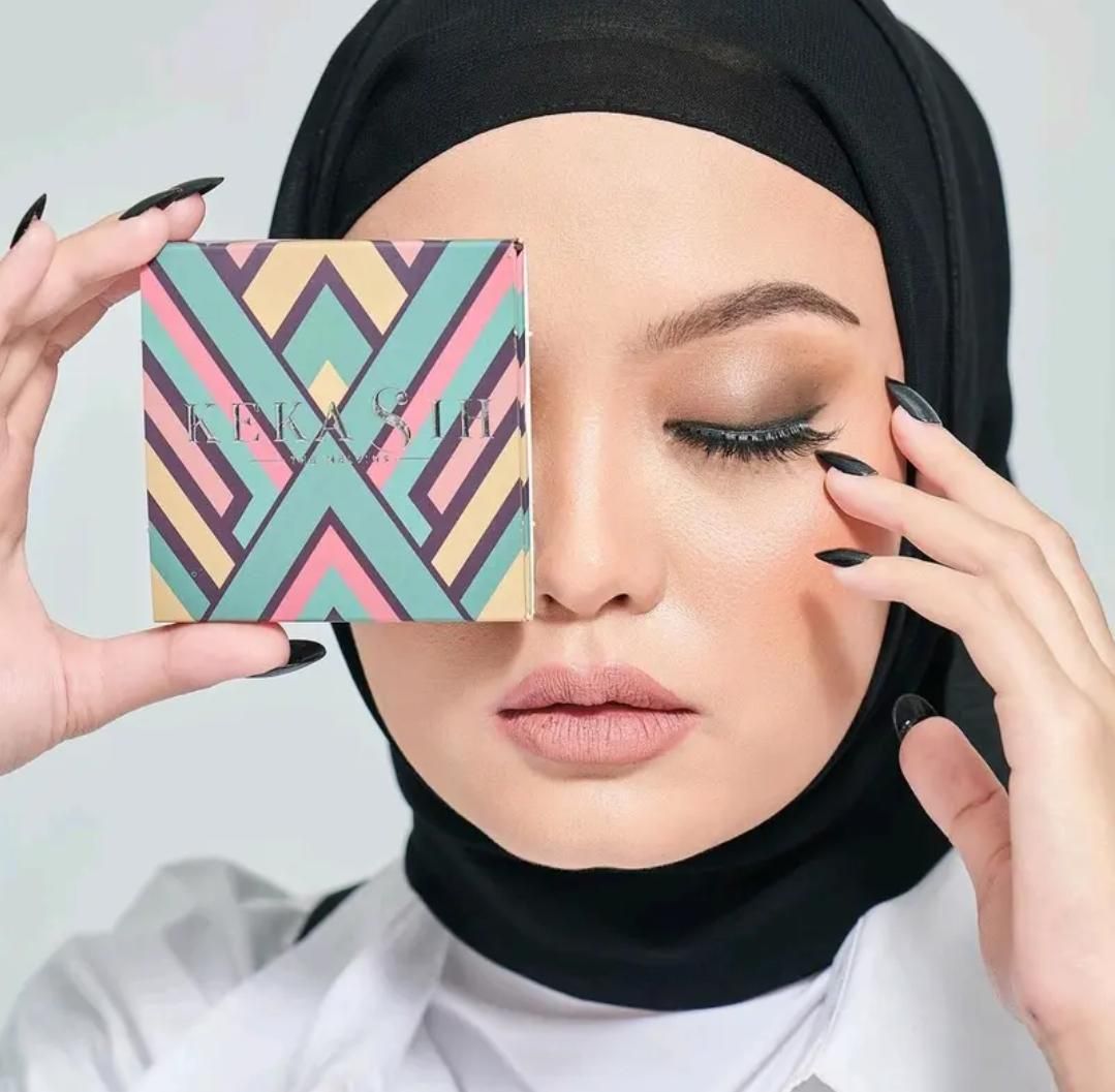 Eyeshadow Pallete by Kekasih The Melvins