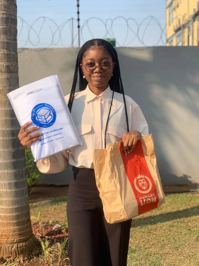 "Read n Chow"  winner of the week🏆 🥇✨_0