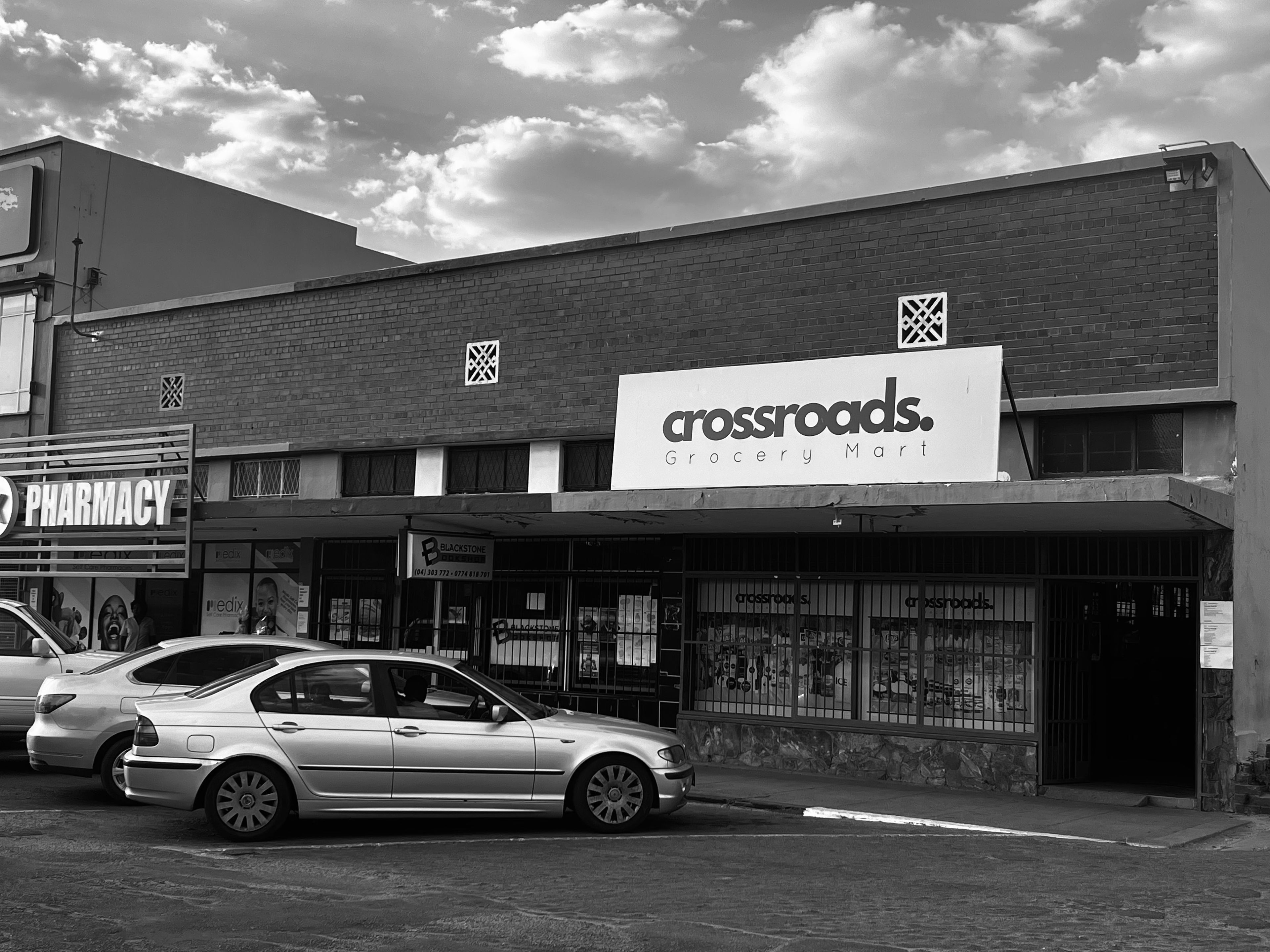 Crossroads Grocery Mart _0