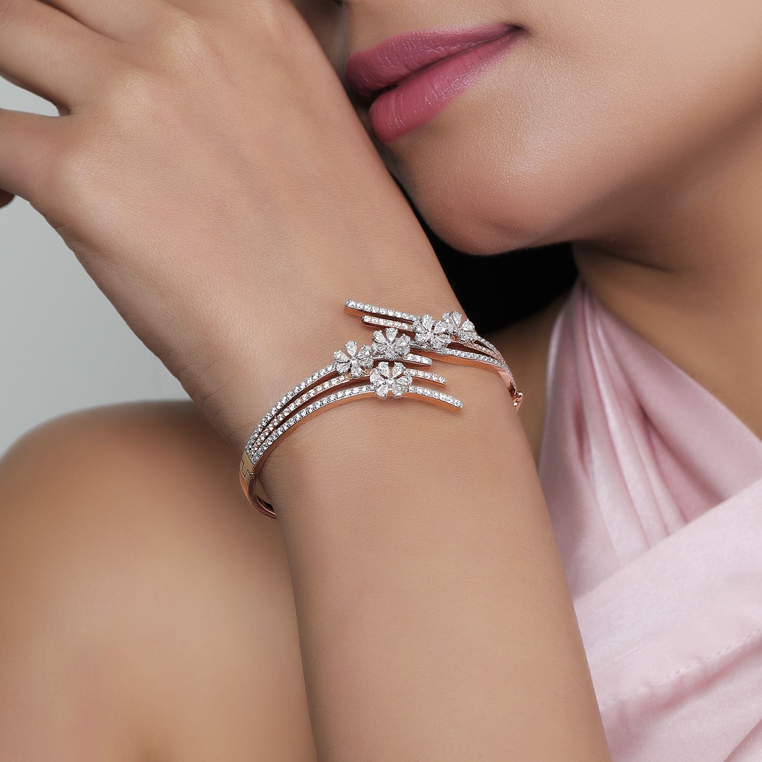 SS BANGLES