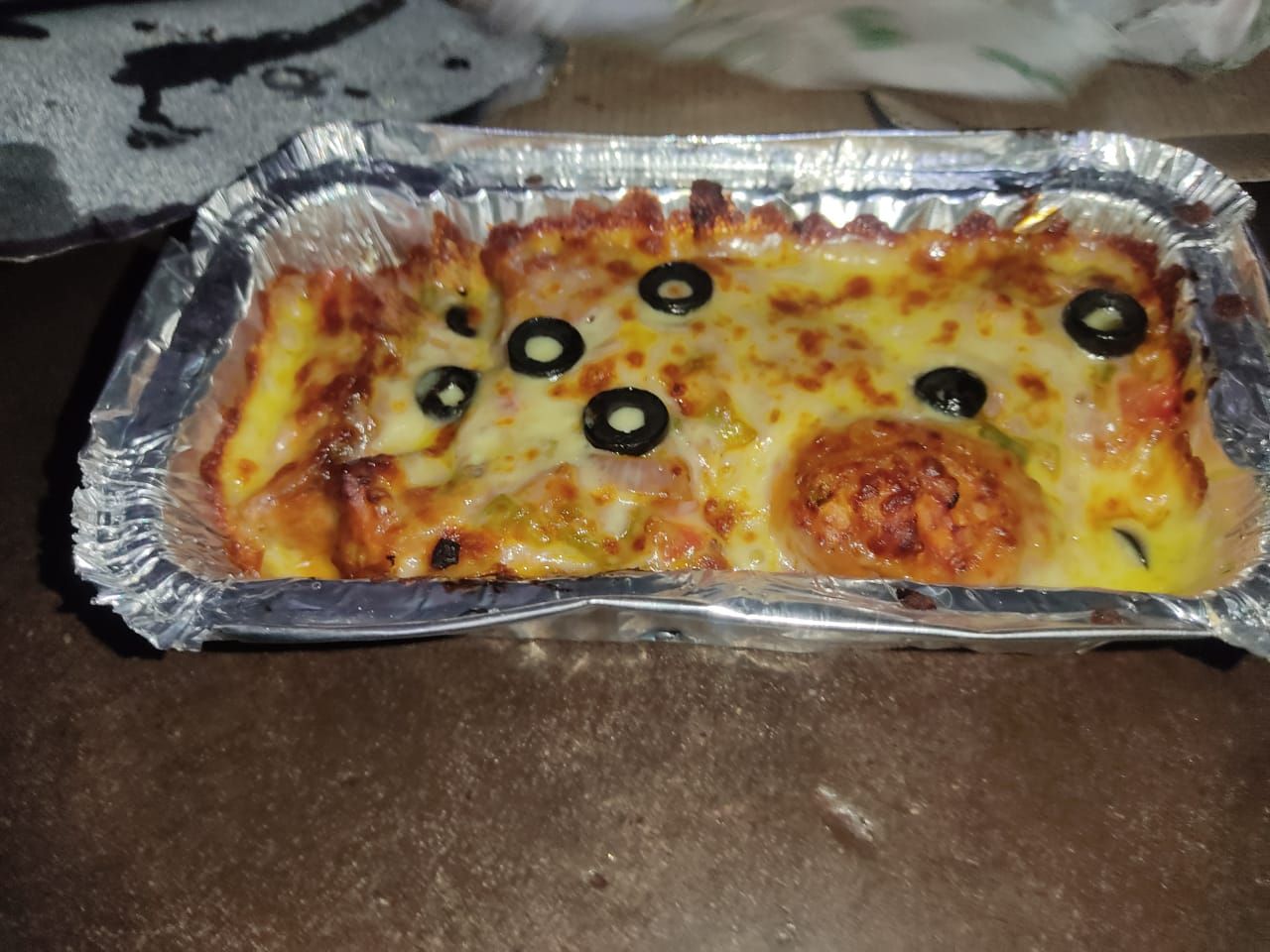 Momo's Pizza