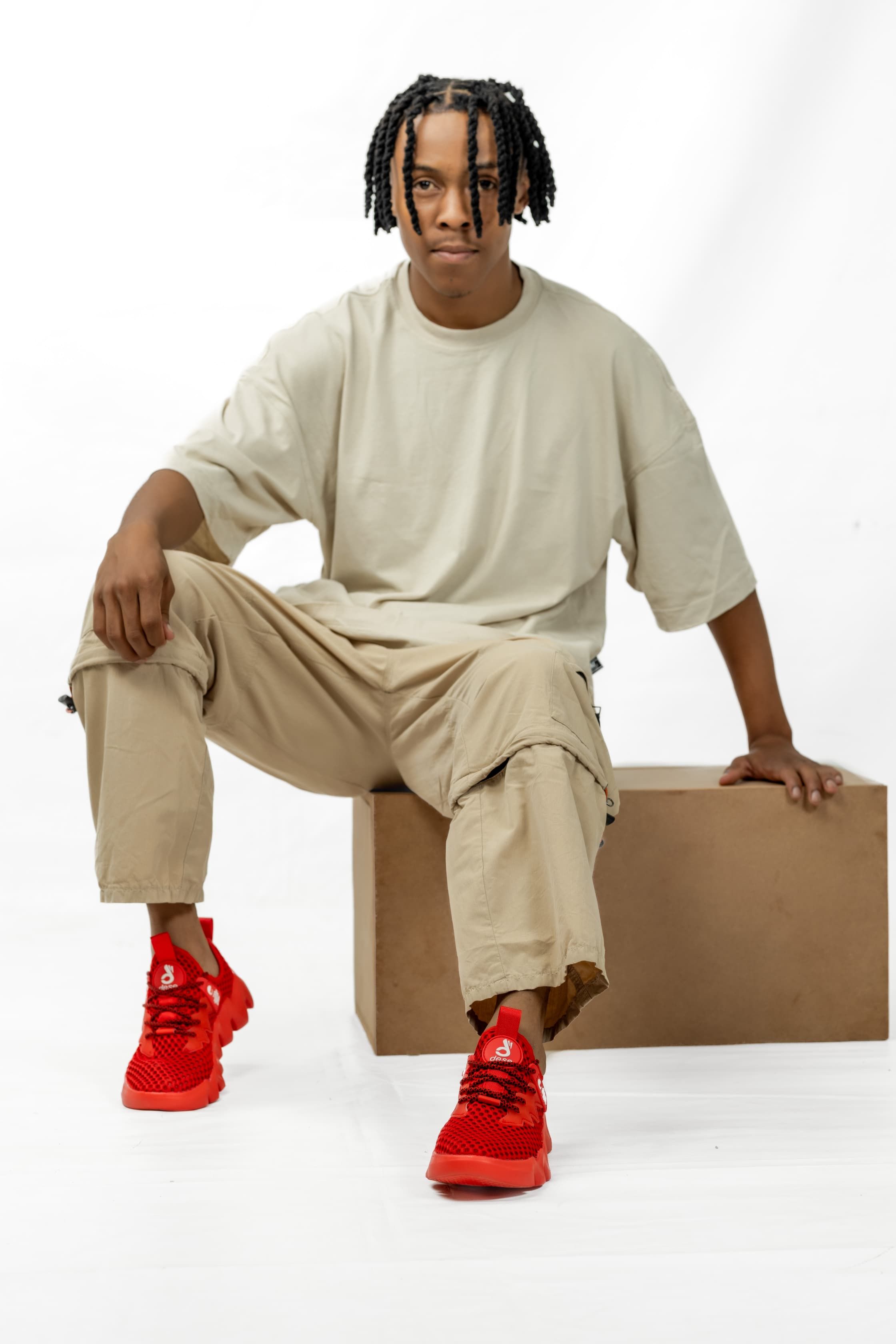 DESE RED UNICORN SNEAKERS_0