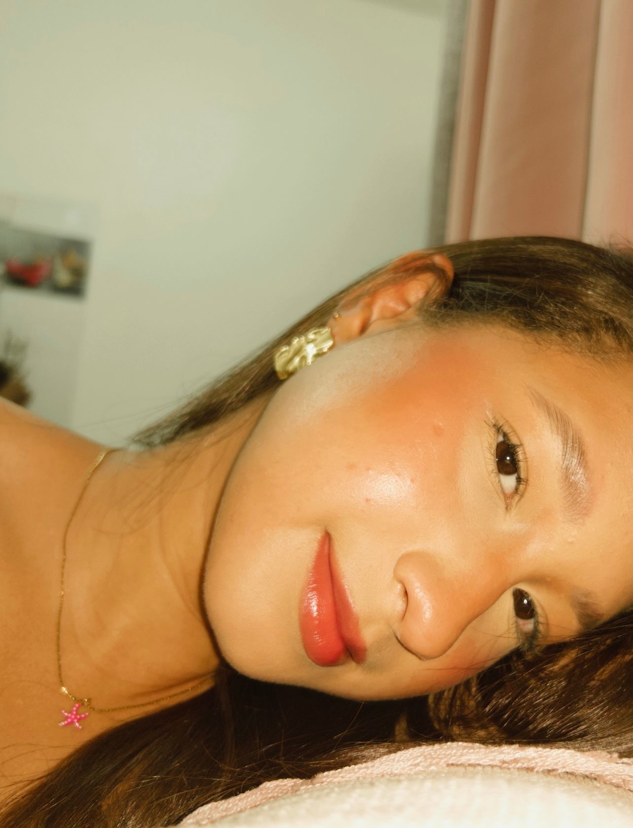 Wear the glow you feel inside_0