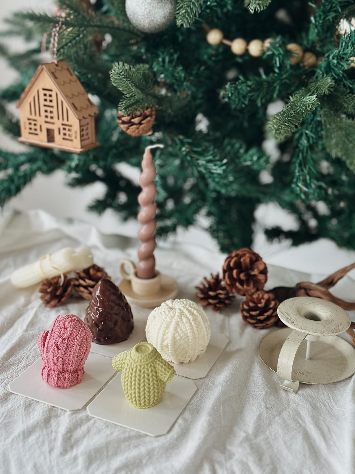 First time ordering from us? Enjoy our delicious cakes with **HELLO10**—a special treat for our NEW customers! (Vaild only for online purchases) Enjoy affordable islandwide delivery as low as $13!!!  Or visit us at our bakery located at 328 Changi Road #01-03 Singapore 419803 (near katong) for freshly bakes, savoury treats, and drinks! _0