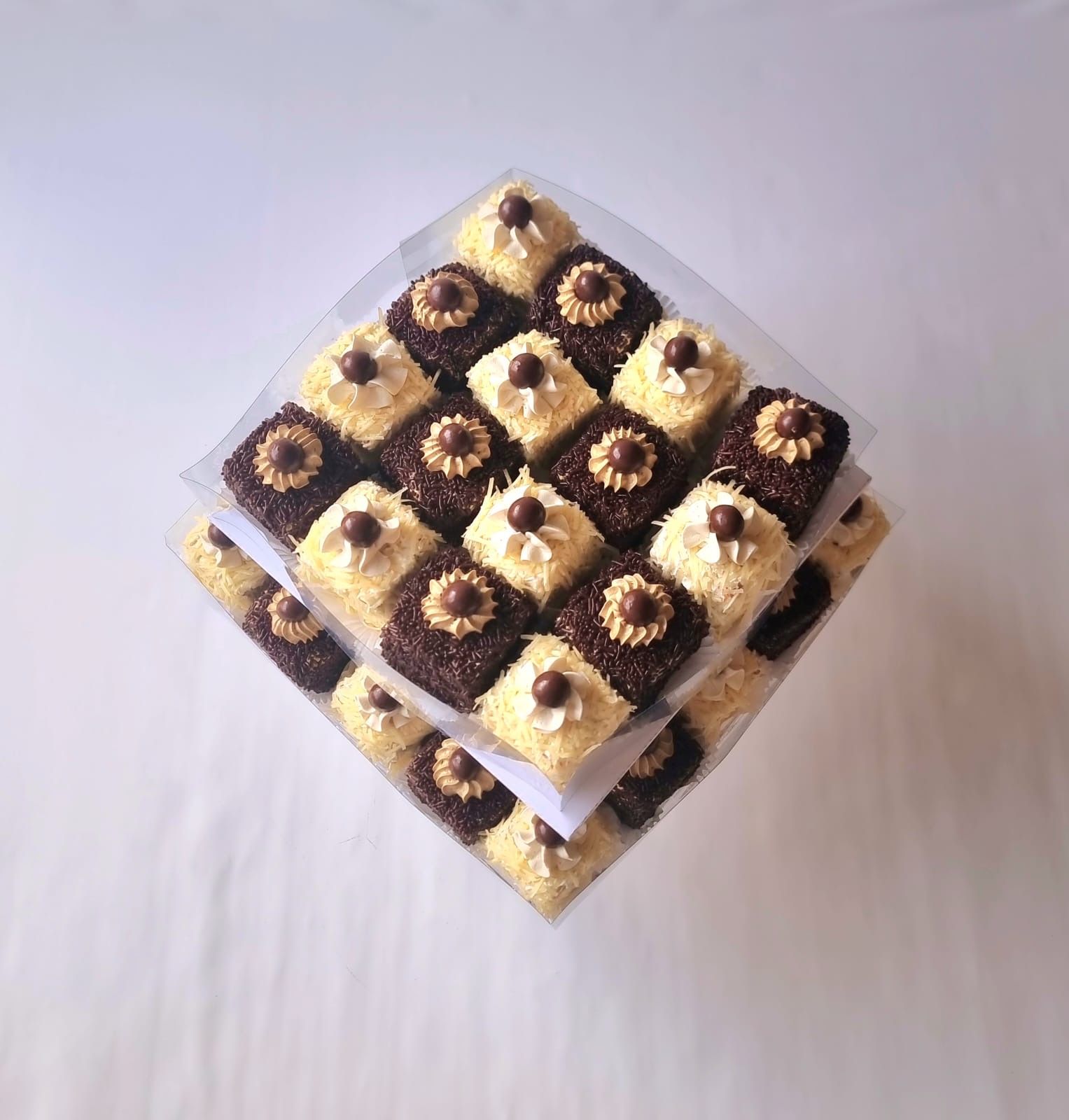 ᴍɪɴɪᴄᴀᴋᴇs ᴛᴏᴡᴇʀ 🍰_3