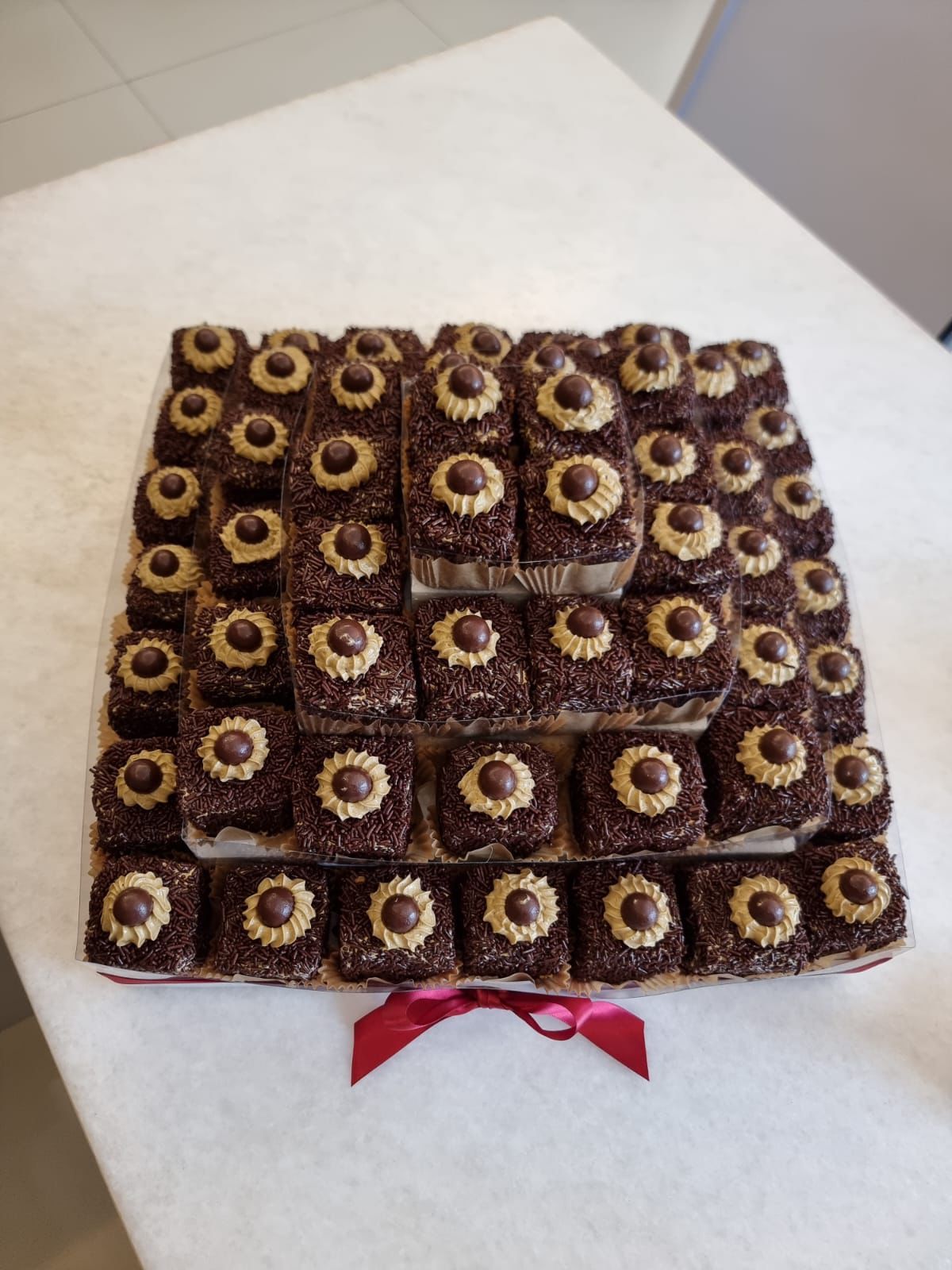 ᴍɪɴɪᴄᴀᴋᴇs ᴛᴏᴡᴇʀ 🍰_2