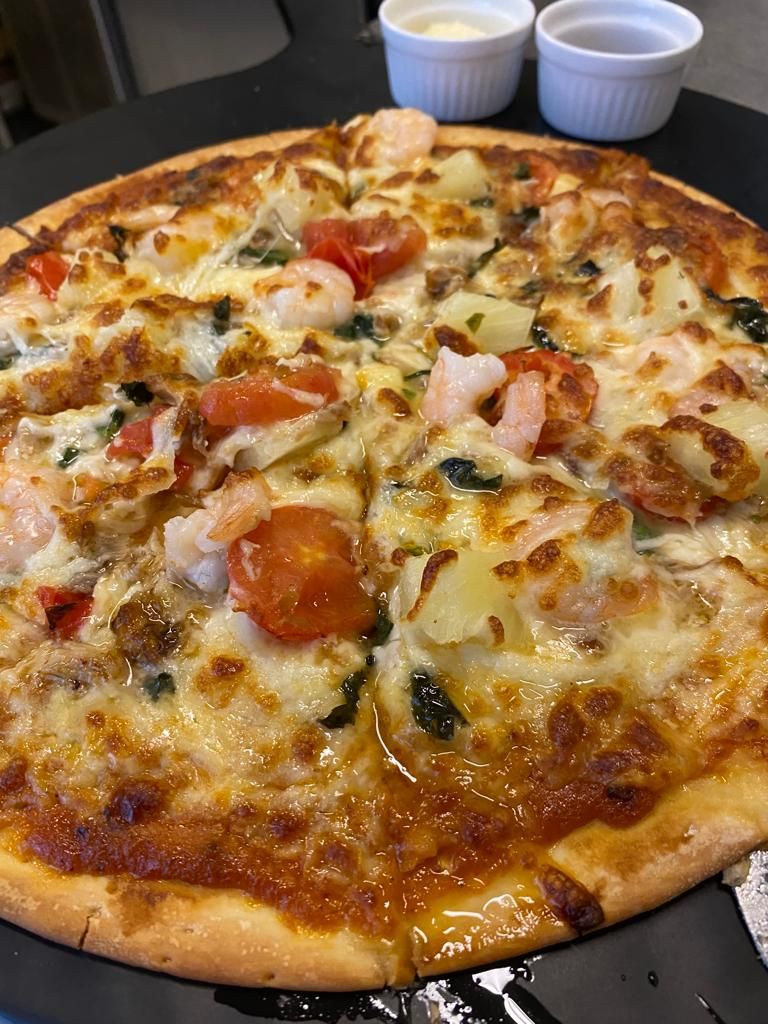 Seafood Mix Pizza
