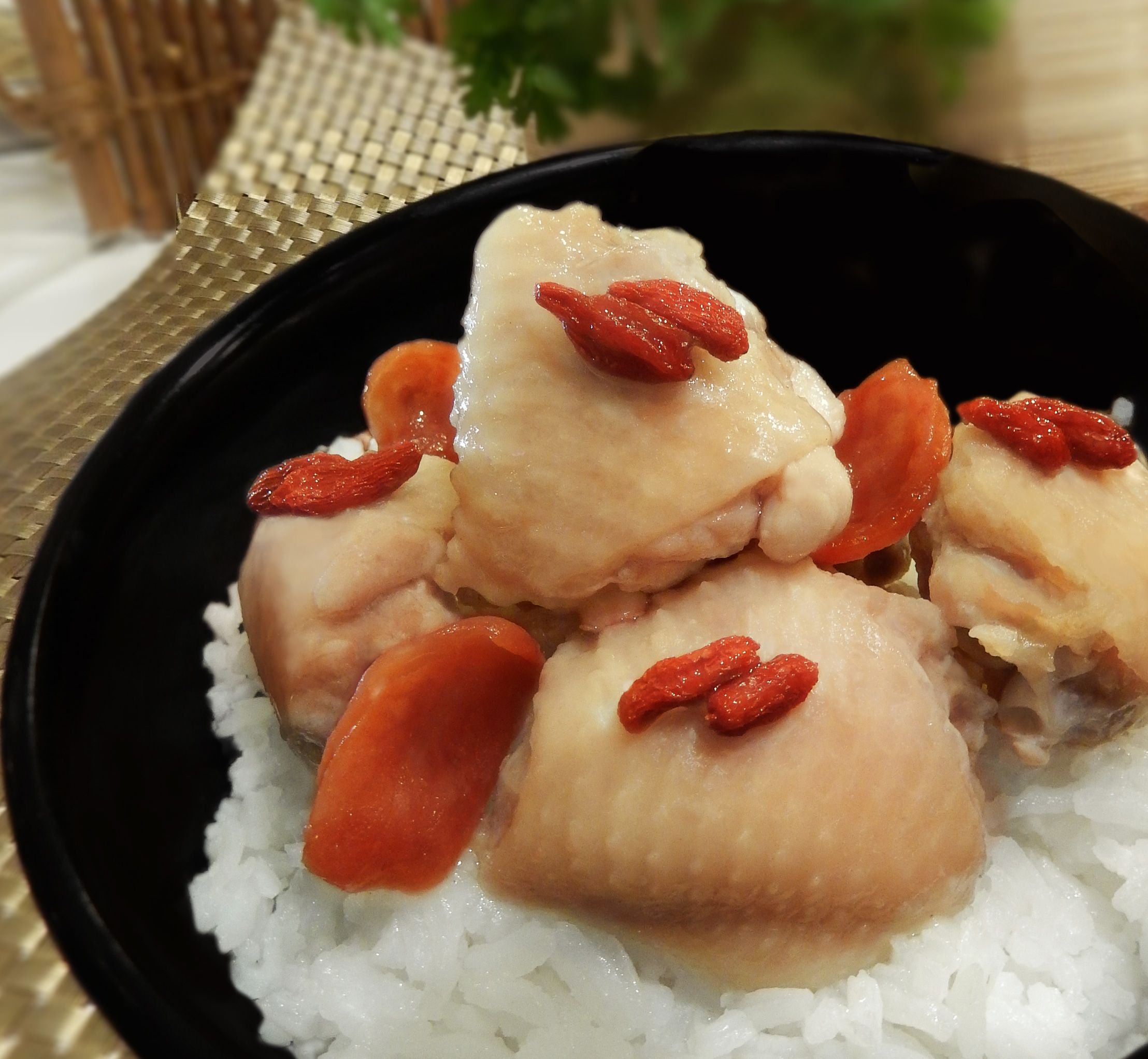 No.35 腊味鸡腿饭Sausage Chicken Drumsticks Rice (无骨Boneless)