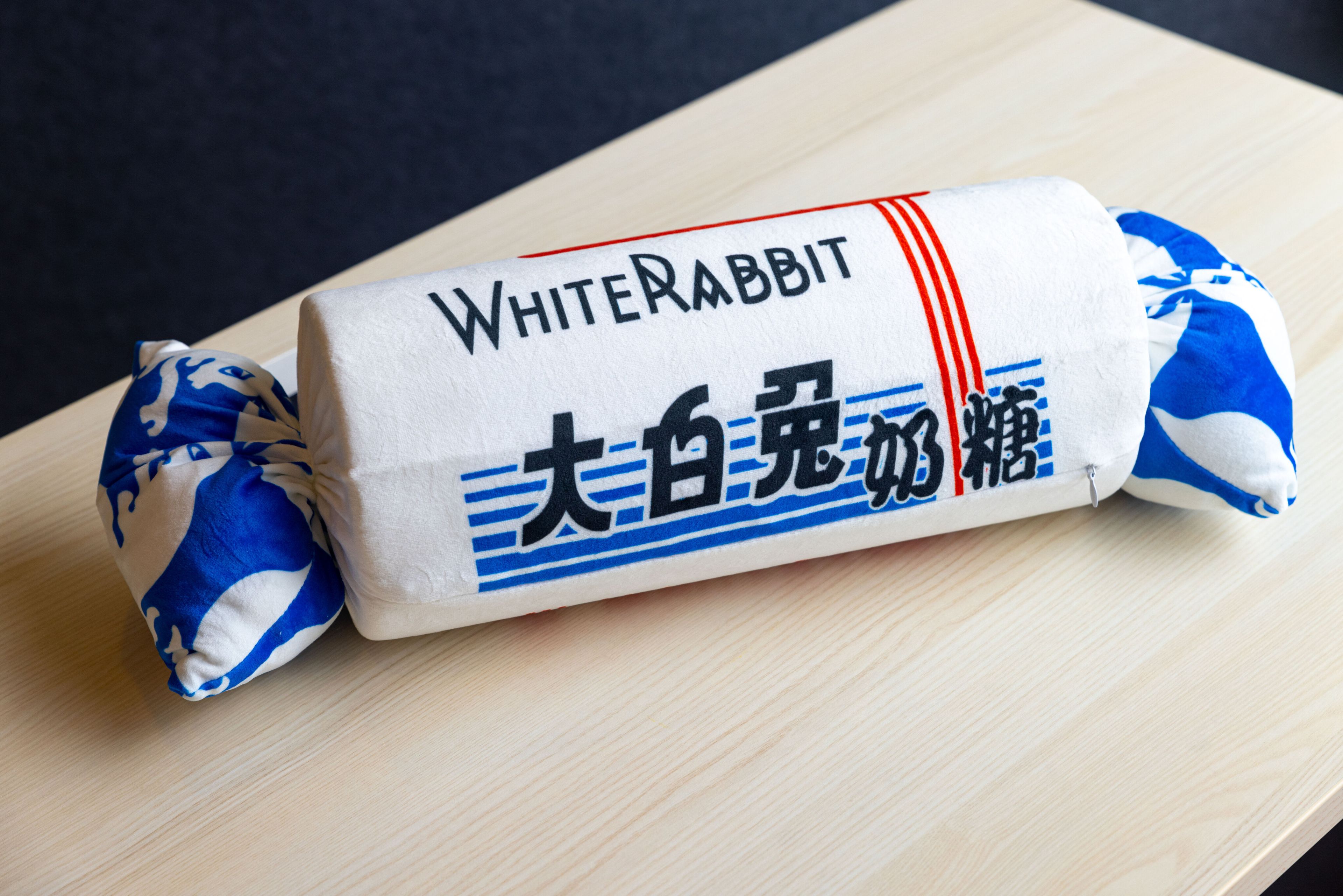 White Rabbit Pillow (Candy Type)