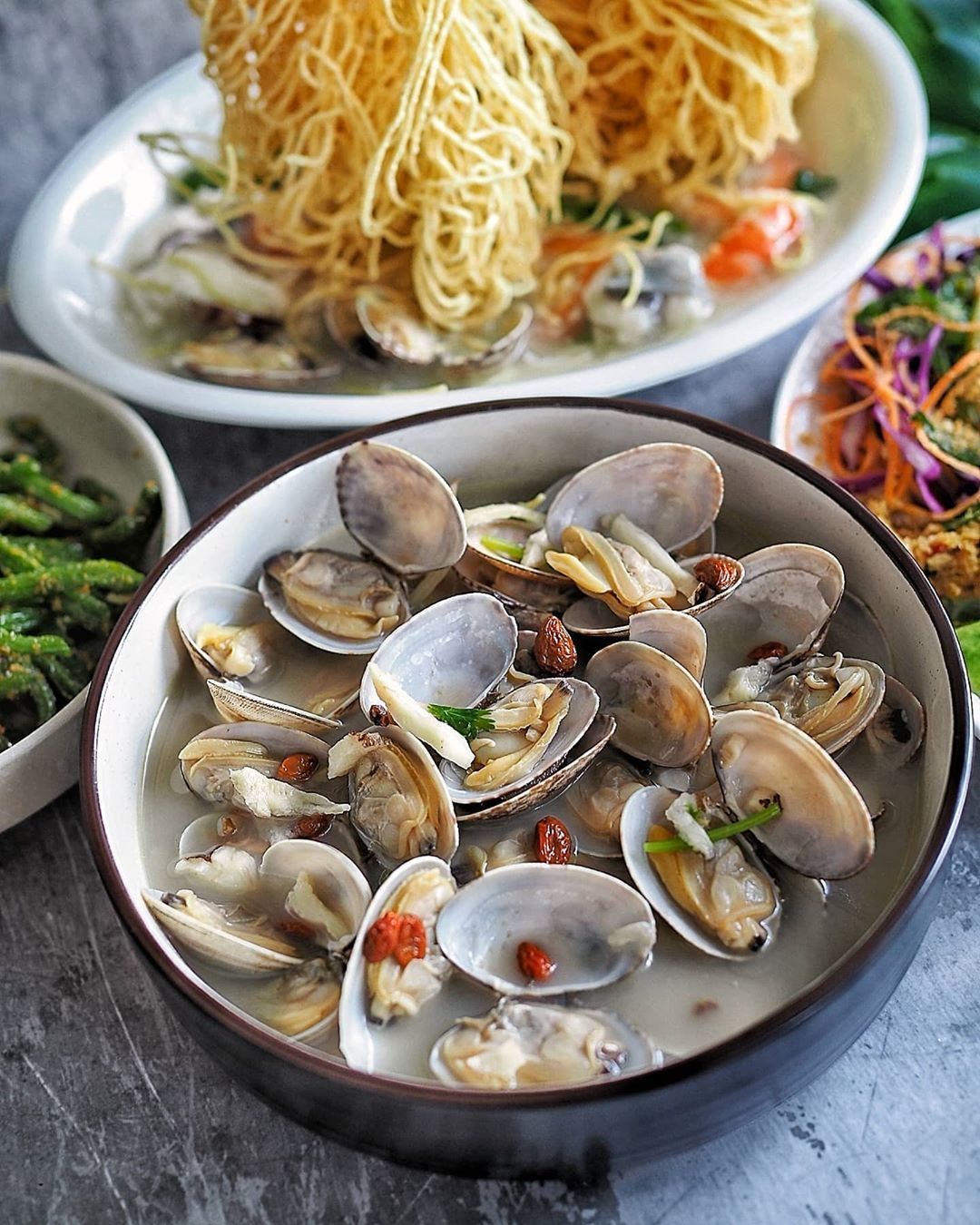 Sweet Clams in Superior Broth 高汤拉拉